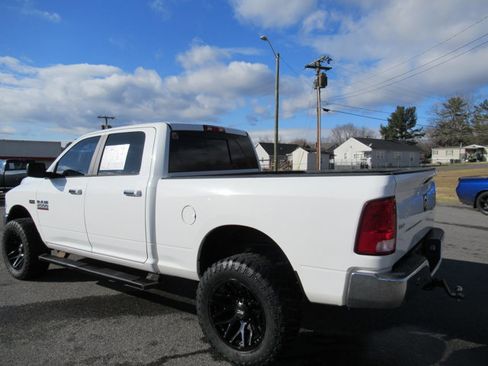 Used 2017 RAM 2500 SLT image 7