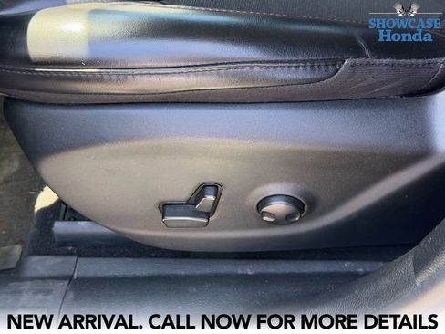 Used 2022 Jeep Cherokee Trailhawk w/ Comfort/Convenience Group image 8