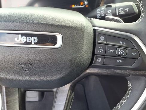 Certified 2023 Jeep Grand Cherokee Limited image 29