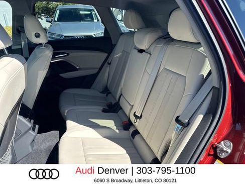 Used 2025 Audi Q5 Premium w/ Premium Plus AWD/4WD image 11