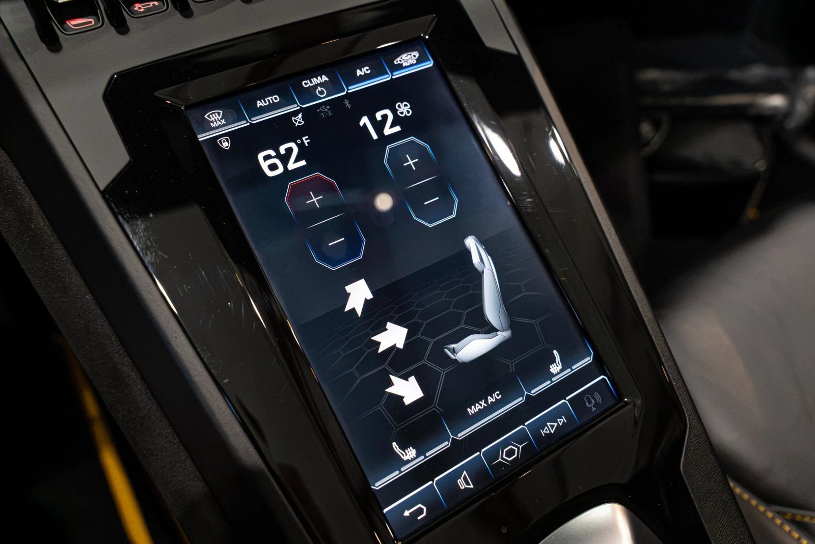 Used 2020 Lamborghini Huracan EVO AWD/4WD image 36