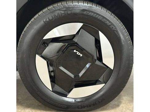 Used 2026 Kia EV9 Wind AWD/4WD image 11