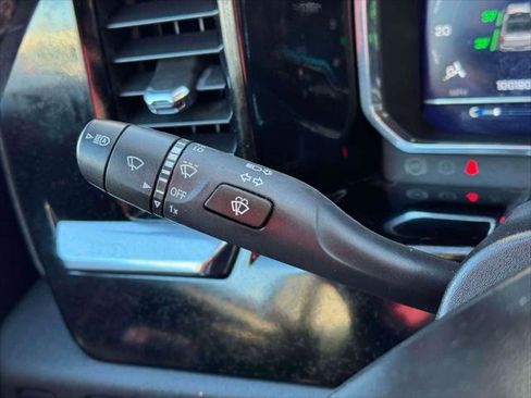 Used 2022 Chevrolet Silverado 1500 LT image 19