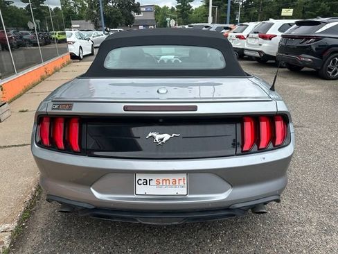 Used 2022 Ford Mustang Premium RWD image 6