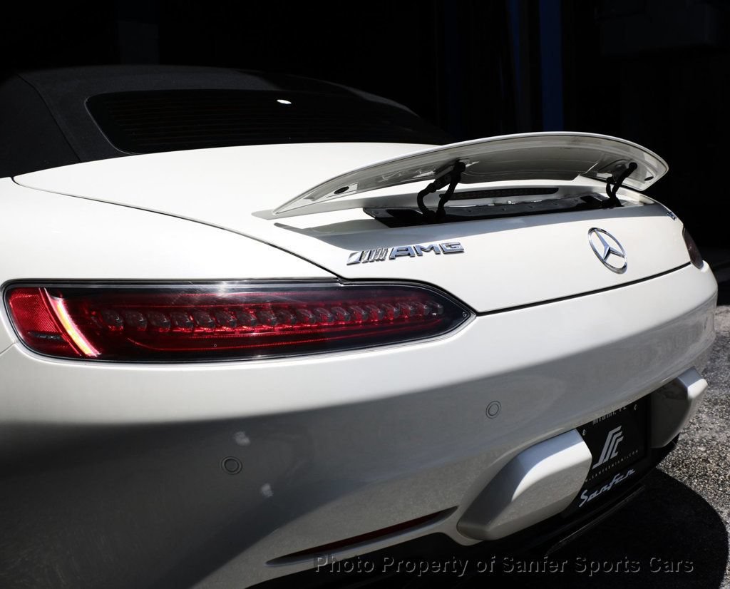 Used 2018 Mercedes-Benz AMG GT Roadster image 7