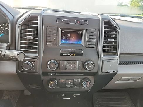Used 2015 Ford F150 XL w/ Equipment Group 101A Mid AWD/4WD image 13