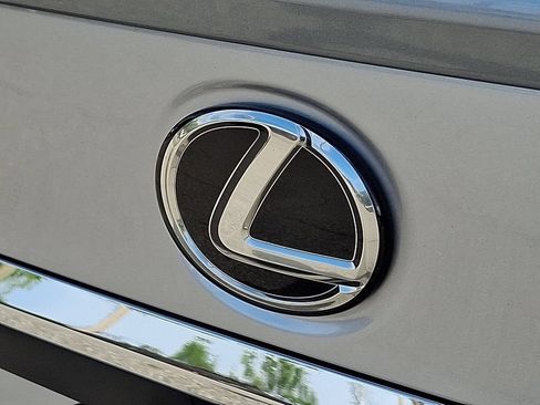 Used 2025 Lexus ES 350 w/ Premium Package FWD image 29