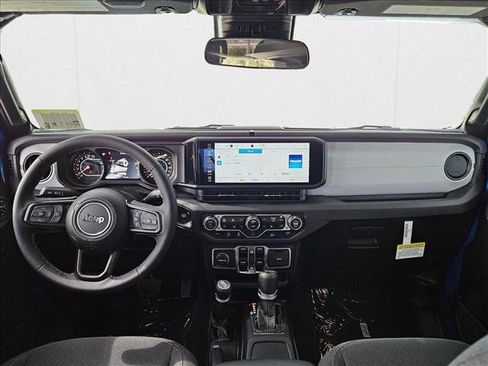 New 2025 Jeep Gladiator Sport image 14