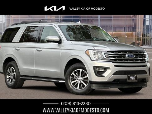 Used 2018 Ford Expedition XLT w/ Equipment Group 202A image 1