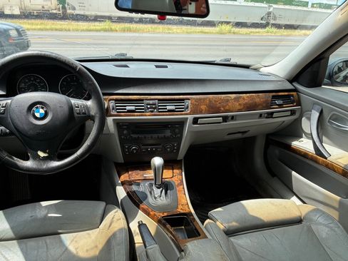 Used 2006 BMW 325i Sedan RWD image 18