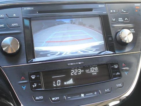 Used 2018 Toyota Avalon Touring w/ Carpet Mat Package FWD image 32