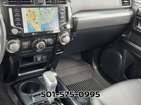 Used 2022 Toyota 4Runner TRD Off-Road Premium w/ Moonroof Package AWD/4WD image 24