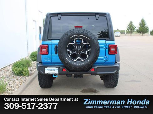 Used 2023 Jeep Wrangler Unlimited Rubicon 4xe w/ Cold Weather Group AWD/4WD image 5