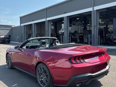 New 2025 Ford Mustang GT Premium w/ GT Performance Package image 18