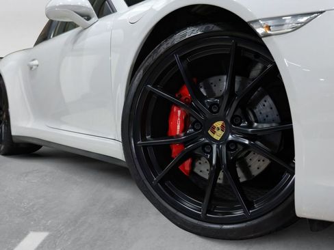 Used 2018 Porsche 911 Targa 4S AWD/4WD image 8