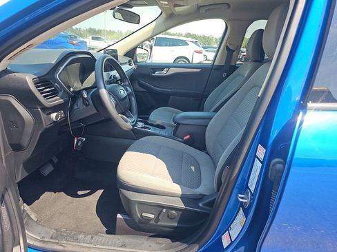 Used 2020 Ford Escape SE image 6