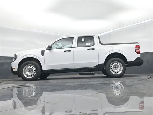 New 2026 Ford Maverick XL image 41