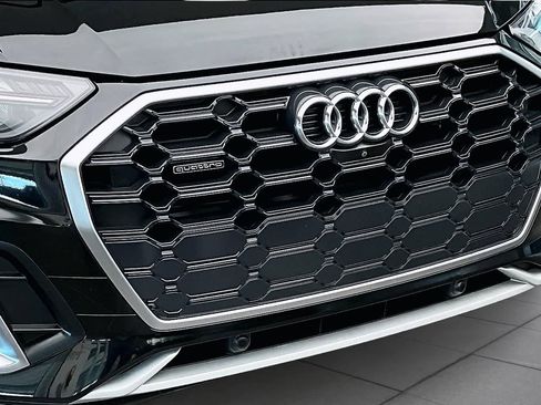 Used 2023 Audi Q5 2.0T Premium Plus w/ Premium Plus Package AWD/4WD image 32