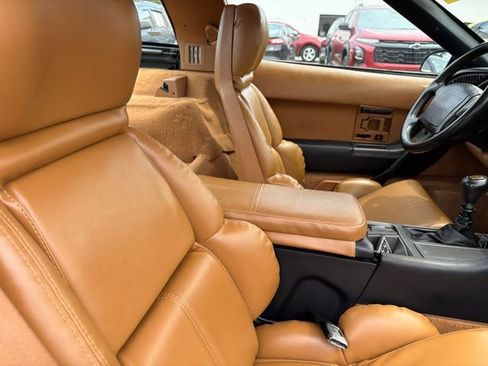 Used 1991 Chevrolet Corvette Coupe RWD image 21