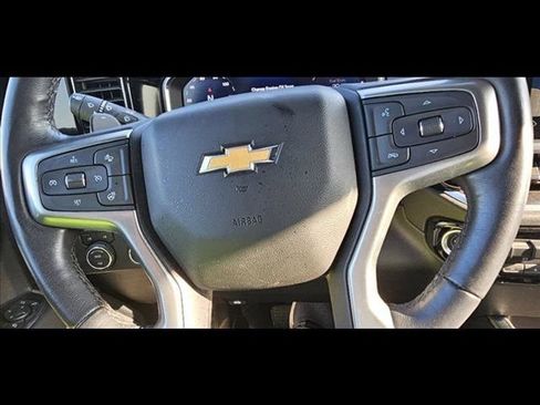 Used 2023 Chevrolet Silverado 1500 LTZ w/ LTZ Convenience Package II AWD/4WD image 16
