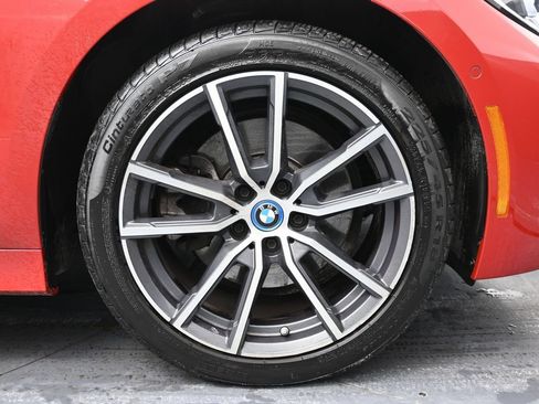 Used 2022 BMW 330e xDrive w/ Convenience Package AWD/4WD image 16