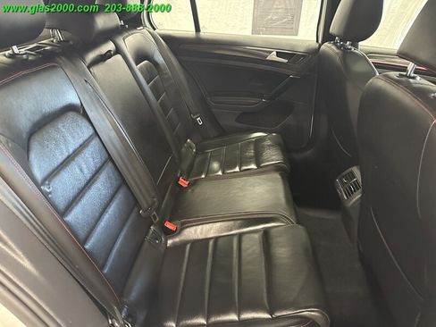 Used 2018 Volkswagen GTI SE w/ SE Leather Package image 10