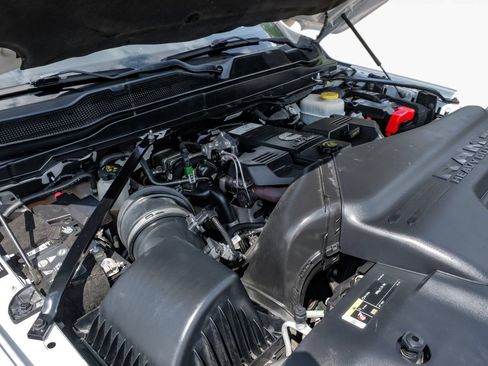 Used 2022 RAM 3500 Limited AWD/4WD image 59