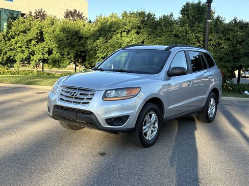 Used 2010 Hyundai Santa Fe GLS AWD/4WD image 3
