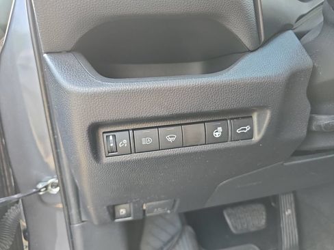 Used 2020 Toyota RAV4 XLE w/ Convenience Package AWD/4WD image 29