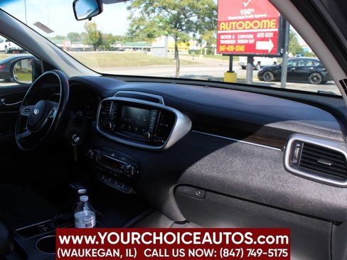 Used 2020 Kia Sorento LX w/ LX I4 Convenience Package AWD/4WD image 16