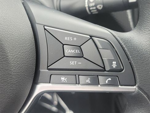 Certified 2024 Nissan Kicks SV image 17