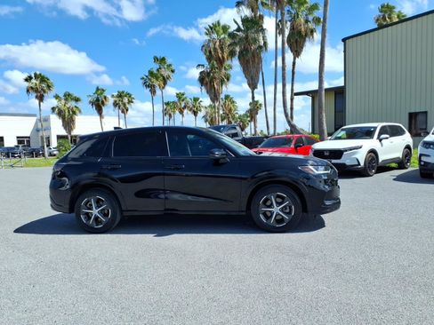 Used 2024 Honda HR-V EX-L image 9