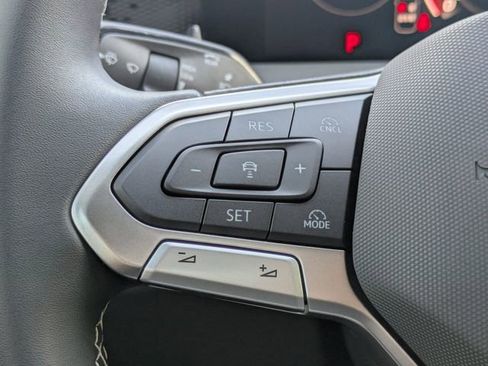 New 2026 Volkswagen Tiguan SE image 25