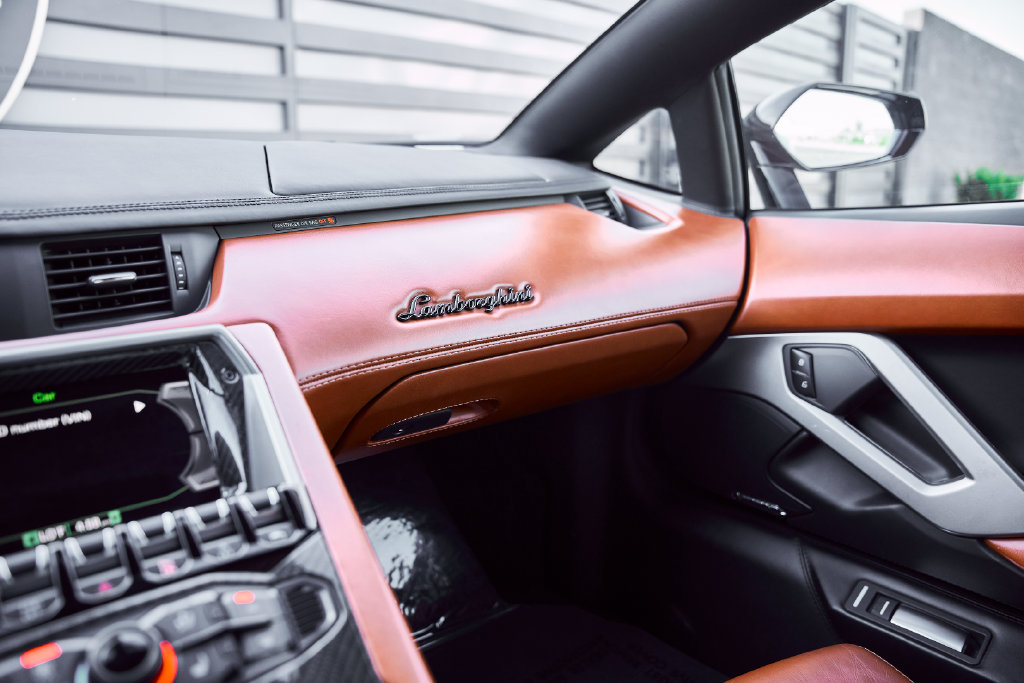 Used 2018 Lamborghini Aventador S AWD/4WD image 75