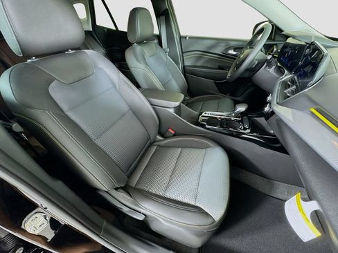 New 2026 Chevrolet Trax LT FWD image 27