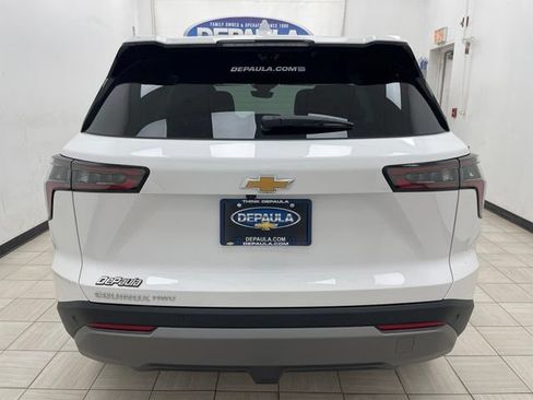New 2026 Chevrolet Equinox LT w/ Convenience Package II AWD/4WD image 19