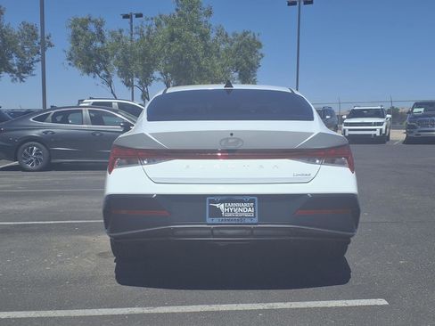 New 2026 Hyundai Elantra Limited FWD image 5