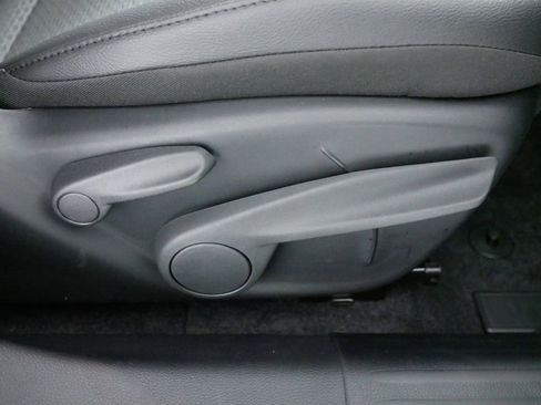 New 2025 Jeep Compass Latitude w/ Altitude Special Edition image 25