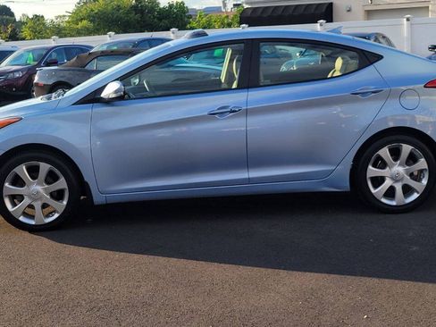 Used 2013 Hyundai Elantra Limited w/ Technology Pkg FWD image 9