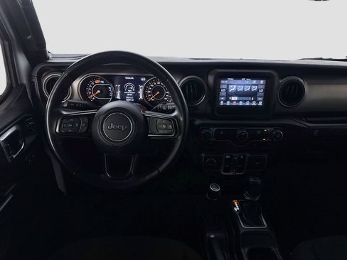 Used 2018 Jeep Wrangler Unlimited Sport S AWD/4WD image 24