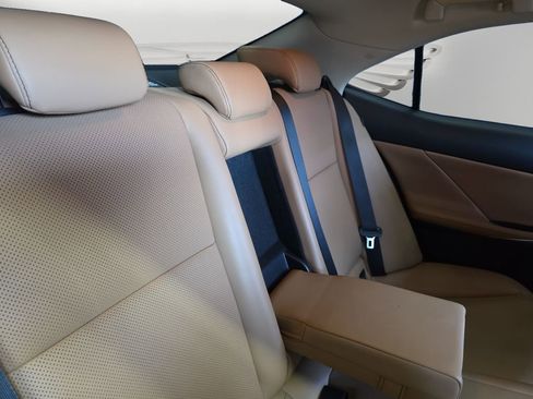 Used 2015 Lexus IS 250 w/ Navigation System Package RWD image 23