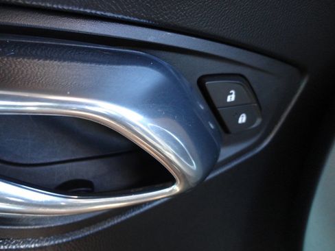 Used 2016 Chevrolet Camaro LT image 34