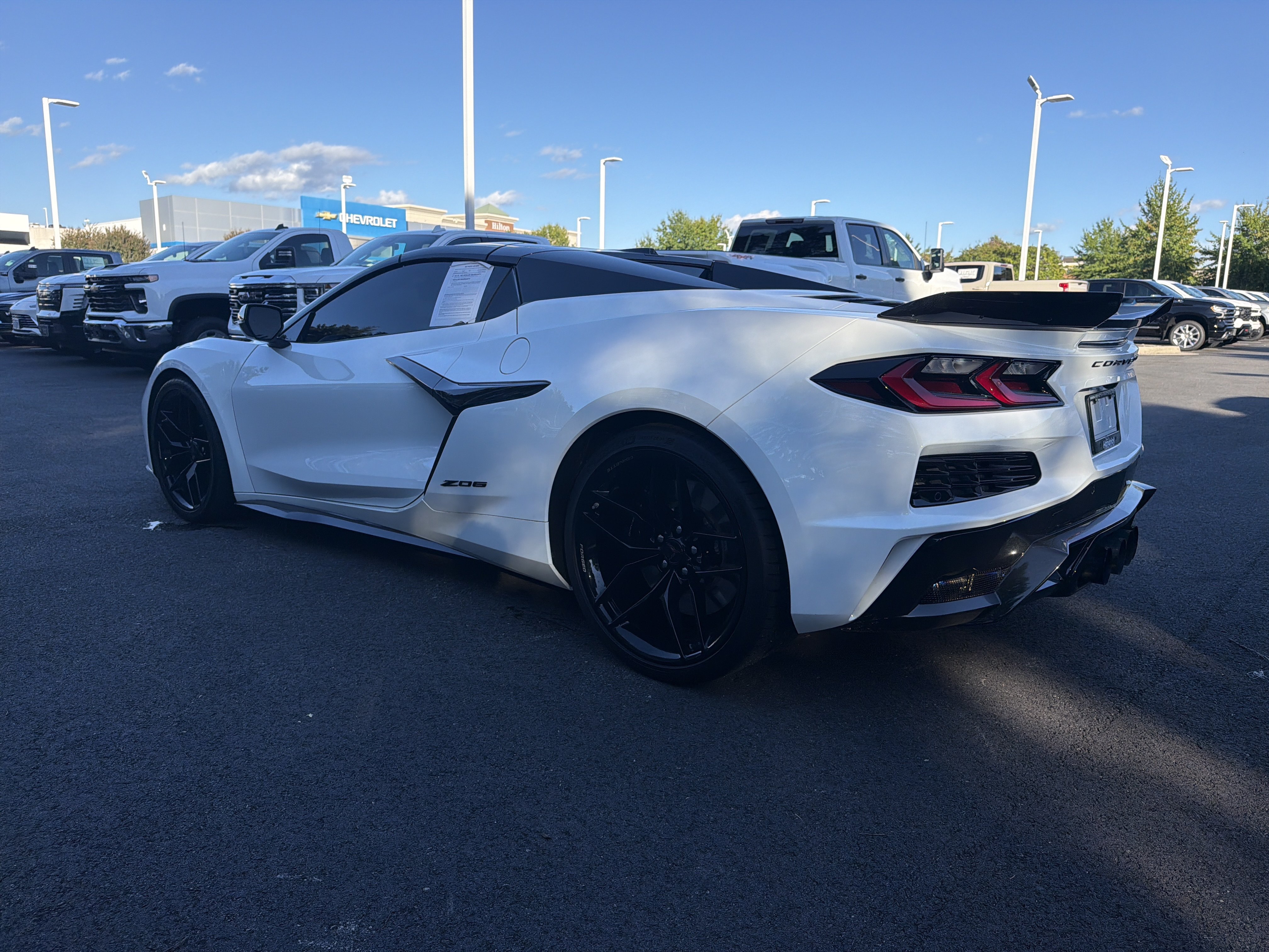 Used 2025 Chevrolet Corvette Z06 w/ Stealth Interior Trim Package RWD image 8