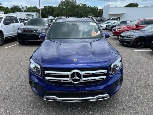 Used 2022 Mercedes-Benz GLB 250 image 2