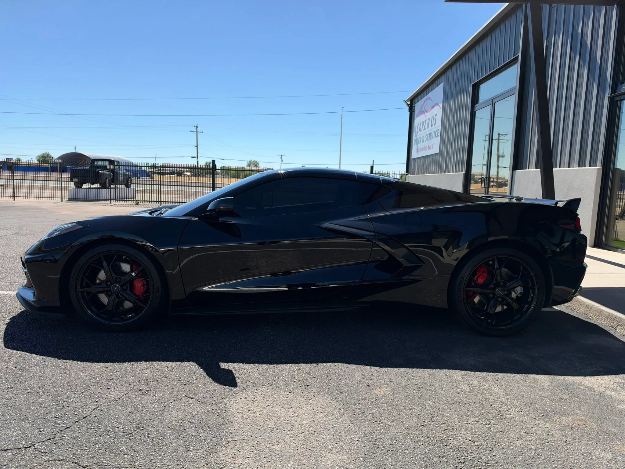 Used 2022 Chevrolet Corvette Stingray Premium Cpe w/ Z51 Performance Package RWD image 3