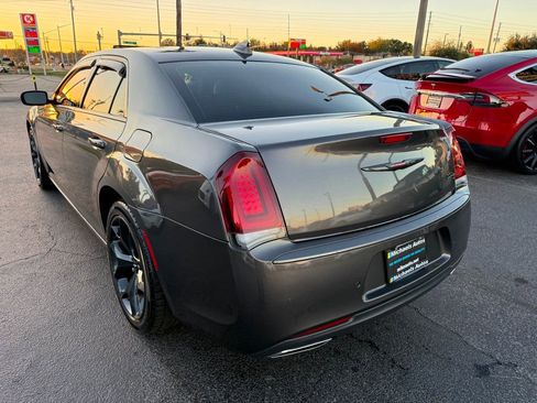Used 2023 Chrysler 300 S image 7