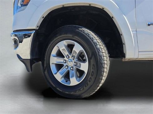 Used 2021 RAM 1500 Laramie w/ Off Road Group image 33