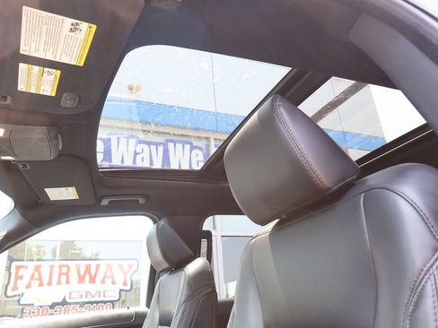 Used 2021 Ford Expedition XLT AWD/4WD image 23