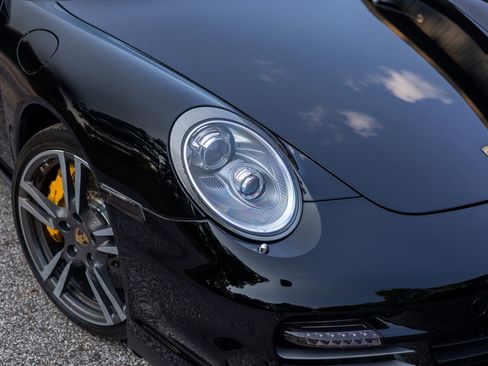 Used 2011 Porsche 911 Turbo S image 33