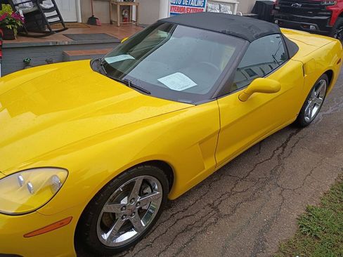 Used 2008 Chevrolet Corvette Convertible w/ Preferred Equipment Group RWD image 2